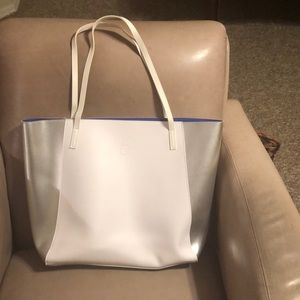 New Obagi Accent bag